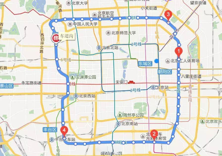 地铁10号线与300路重合