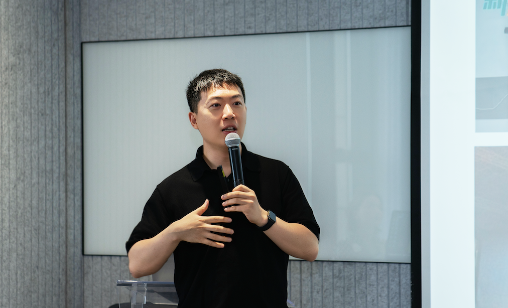 B端C端对比封面图