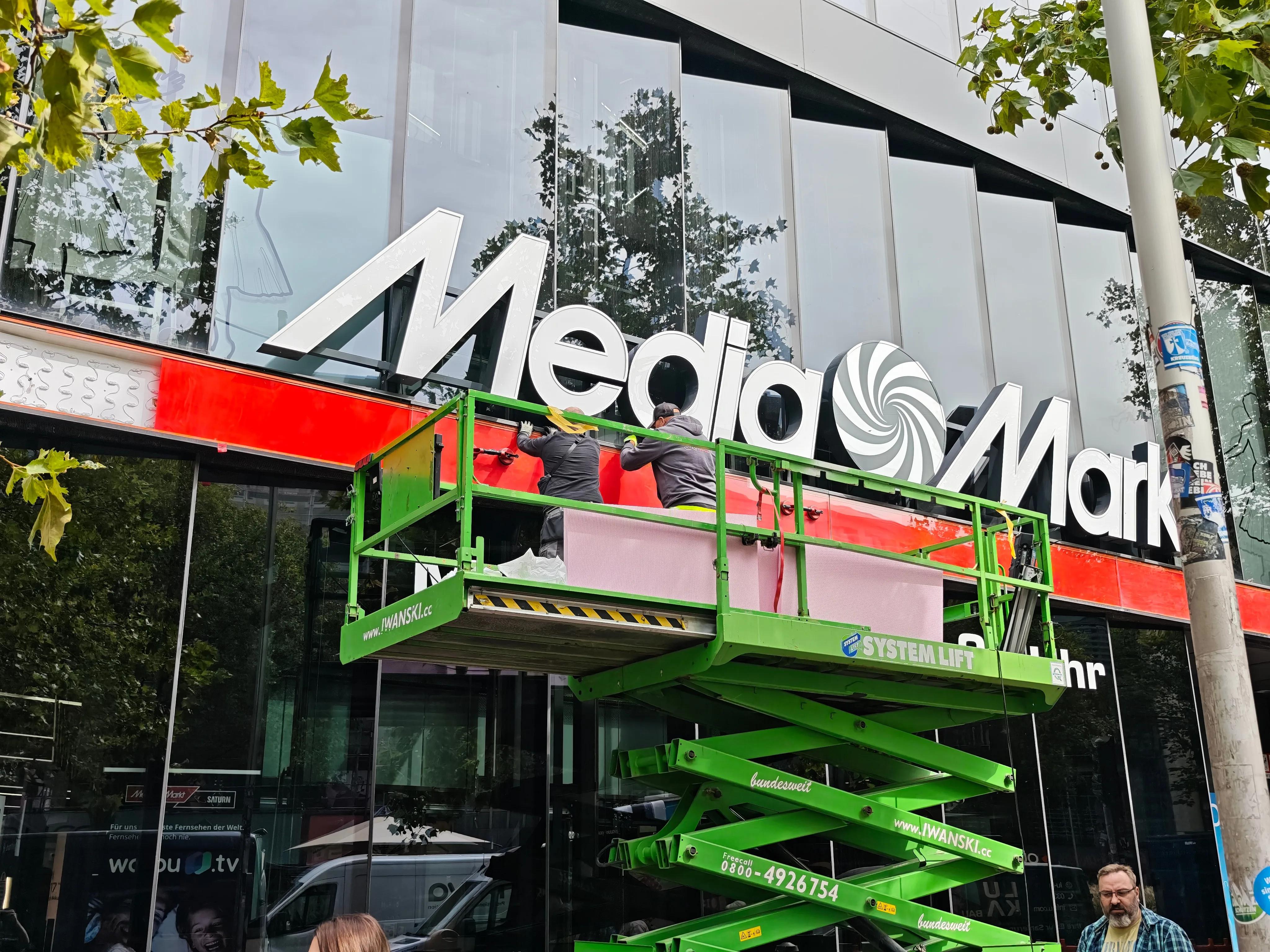 MediaMarkt装修